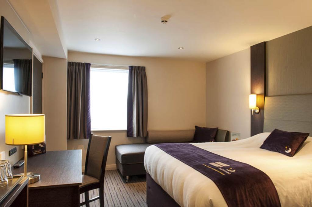 Premier Inn Merthyr Tydfil Exterior photo