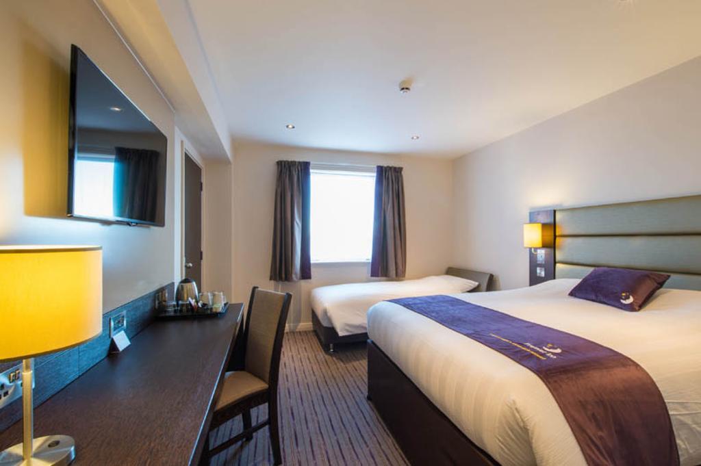 Premier Inn Merthyr Tydfil Exterior photo