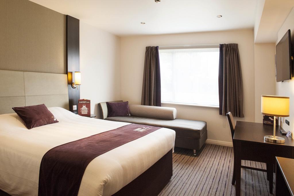 Premier Inn Merthyr Tydfil Exterior photo