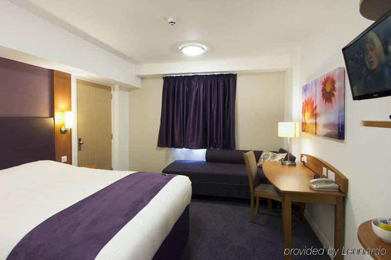 Premier Inn Merthyr Tydfil Exterior photo